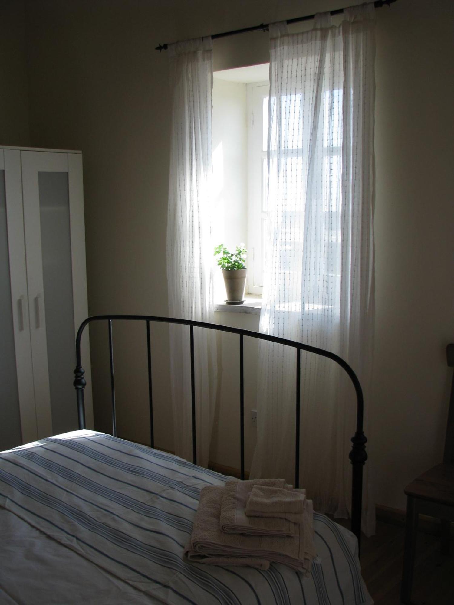 Dolphin Guest House And Studios Tochni Pokoj fotografie