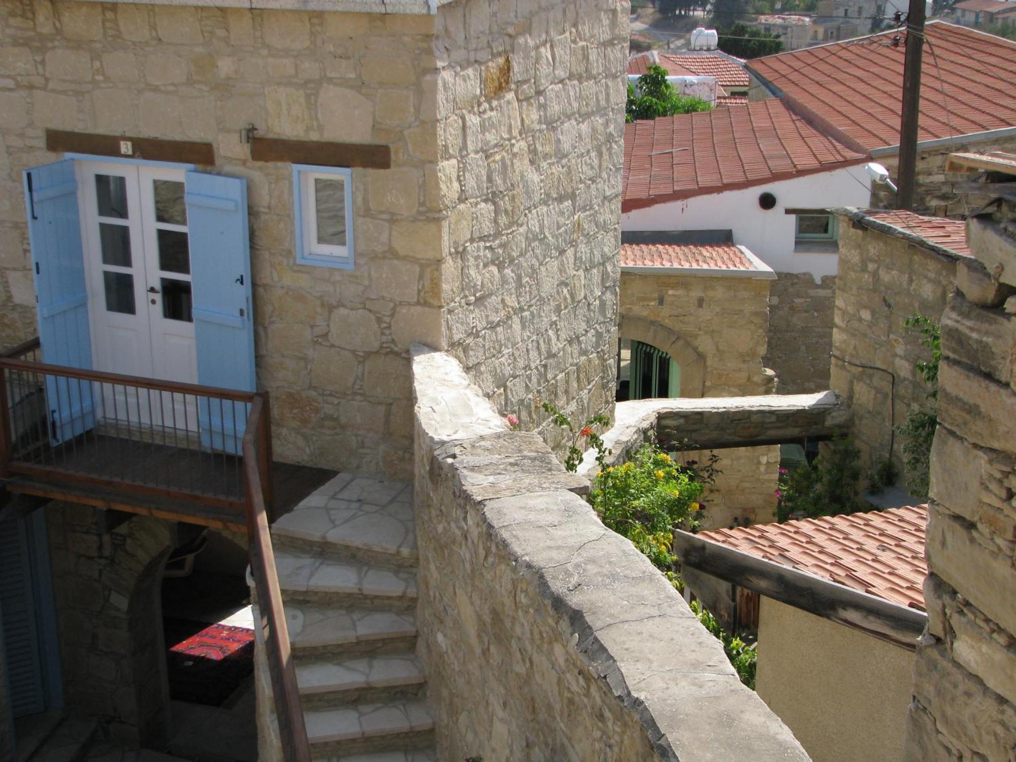Dolphin Guest House And Studios Tochni Pokoj fotografie